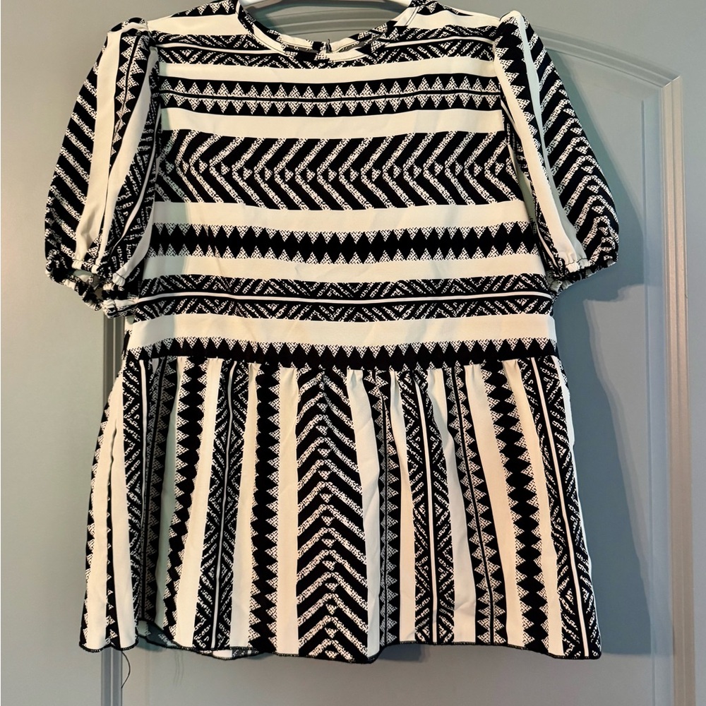Black and White Striped Patterned Top
